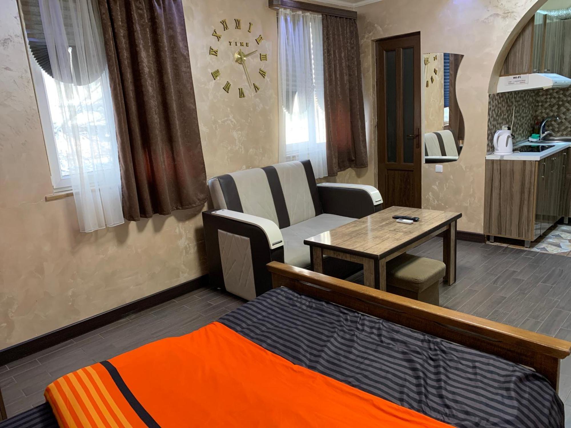 Apartment Near Republic Square Yerevan Bagian luar foto
